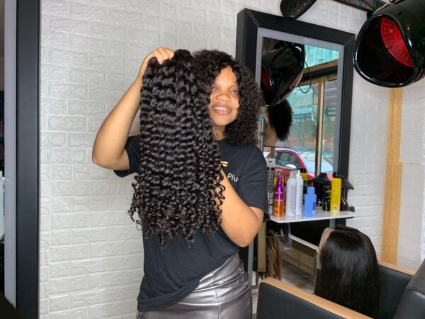 Loose Curly 2, 3 or 4 Bundles + Closure - Image 3